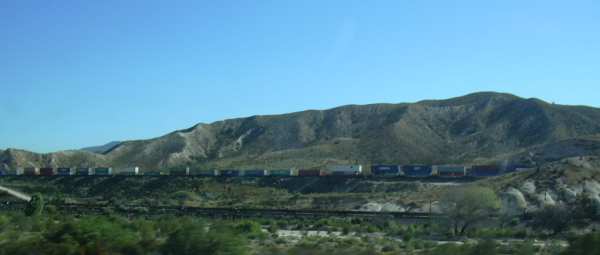 2003-0807-train-outside-los-angeles.jpg