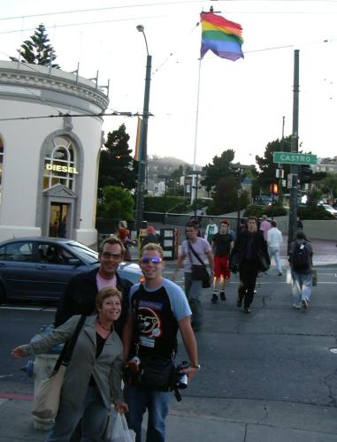 2003-0812-castro-flag-san-francisco.jpg