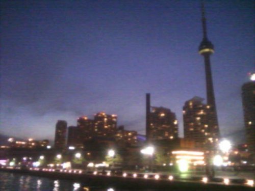 2005-0817-toronto-skyline-night.jpg