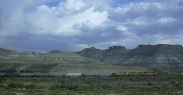 2003-0814-wyoming-train-1.jpg